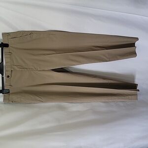NWOT BROOKS BROTHERS 346 Madison Fit Straight Leg Flat Front Khakhis Cotton